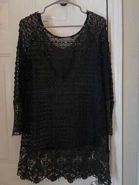 Umgee Black Crochet Lace Tunic Top